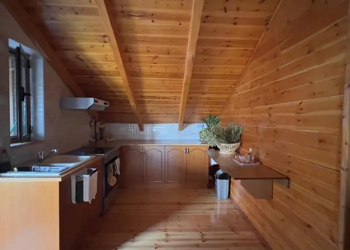 Apartment The Mountain Attic Permet